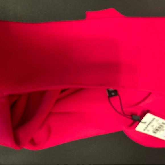 NWT pink sweater like top - Picture 2 of 4